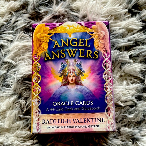 Angel Answers Oracle Cards - Picture 1 of 7
